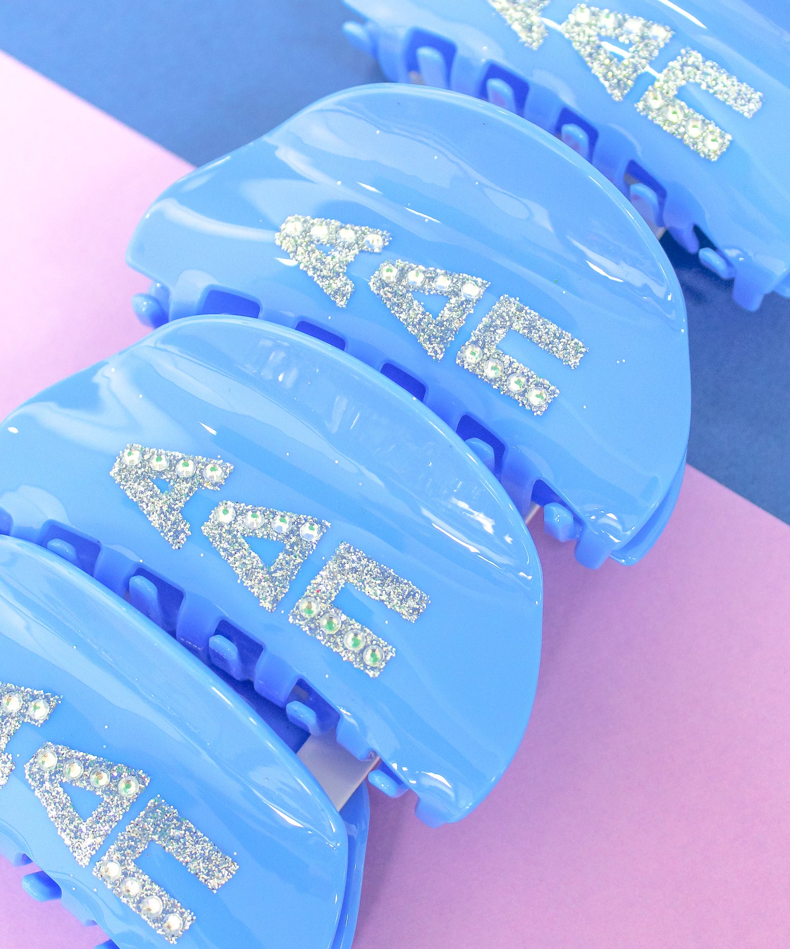 Girl On the Go Hair Claw Clip